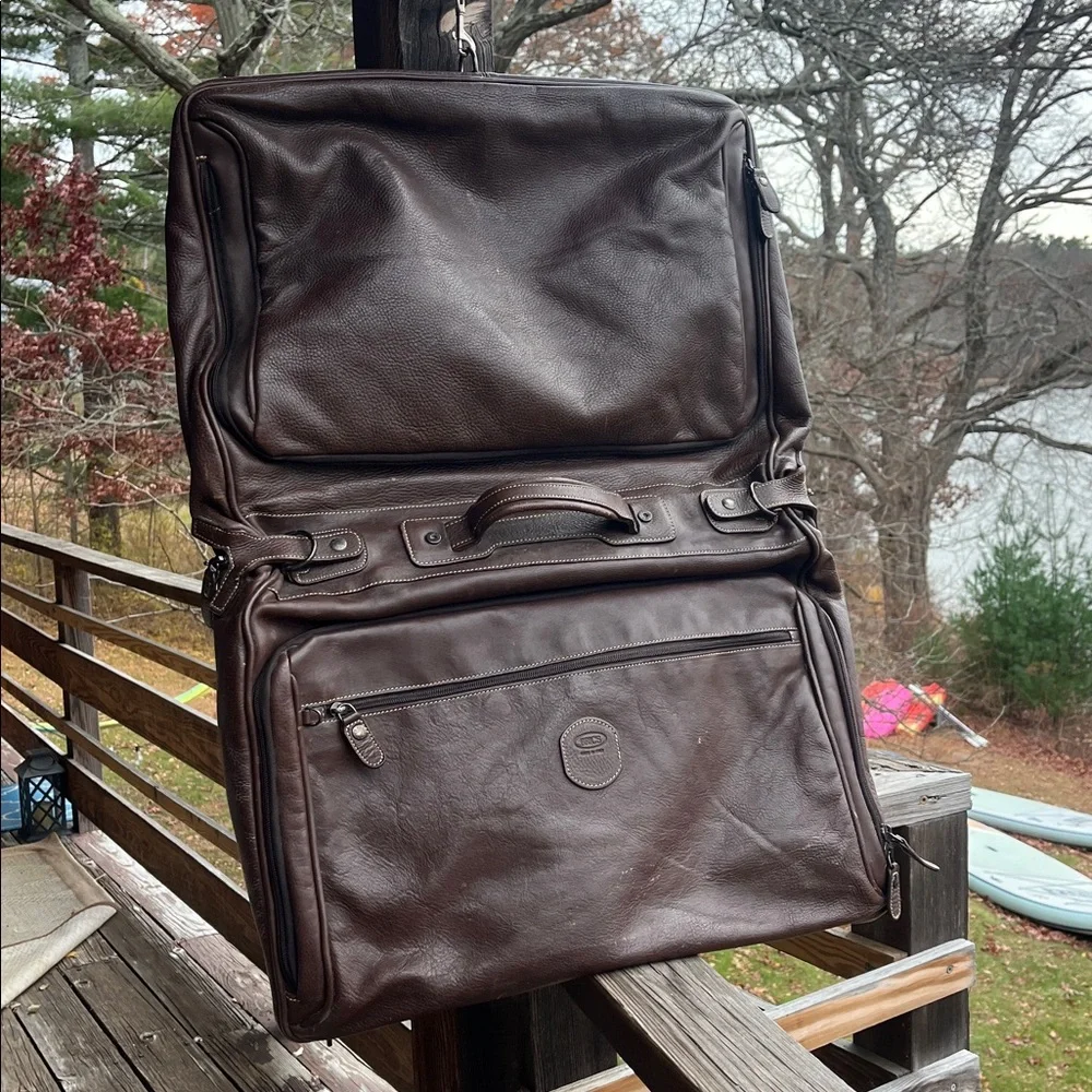 BRIC’S Large Brown Leather Garment Travel Bag – Made in Italy - With Accessories